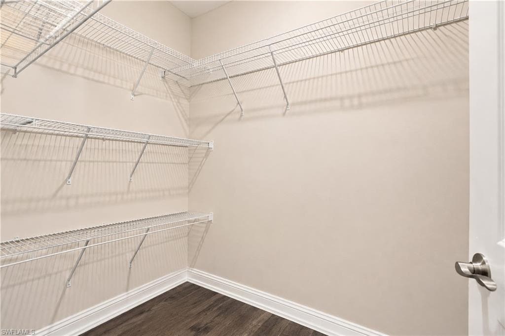 291 Saddlebrook LN-21