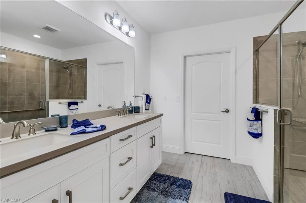 6953 Avalon CIR 1801-17