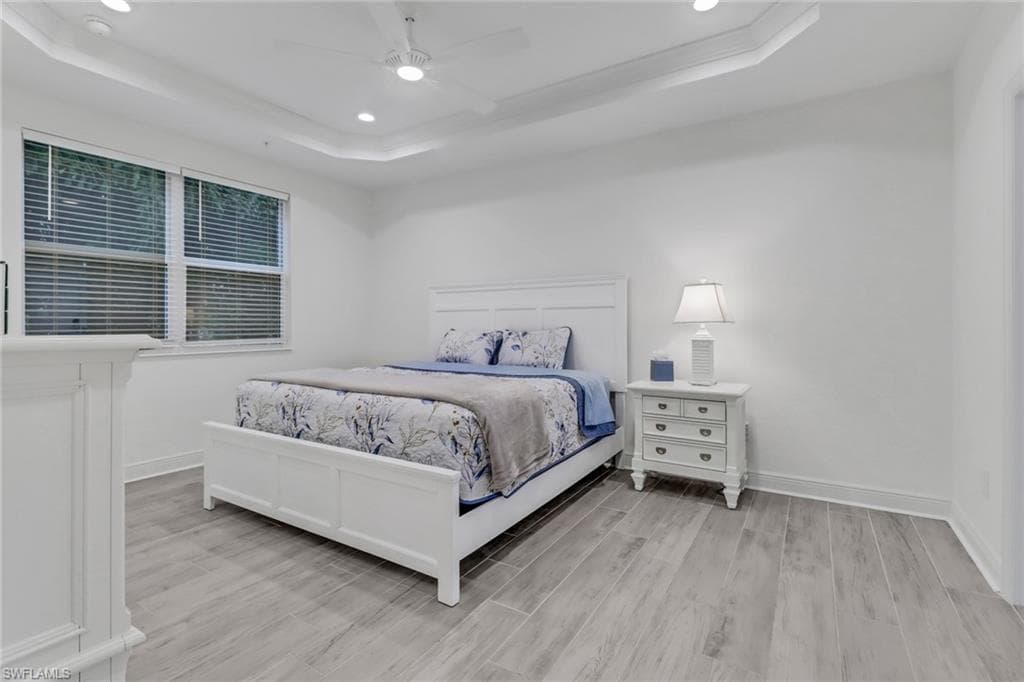 6953 Avalon CIR 1801-15
