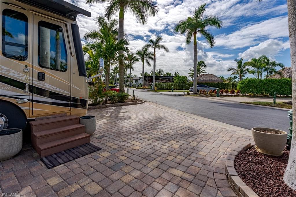 13446 Ladyfish LN-29