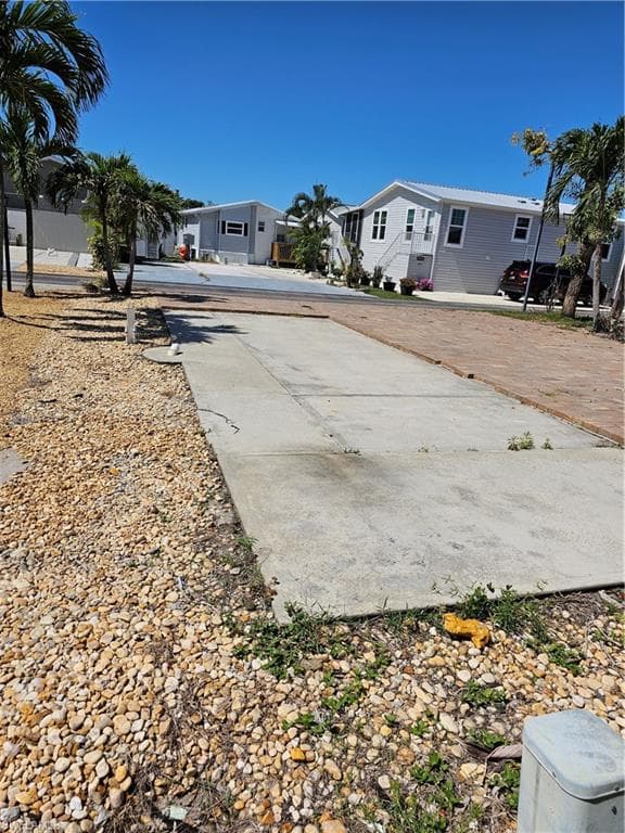 5628 Red Bird LN-13