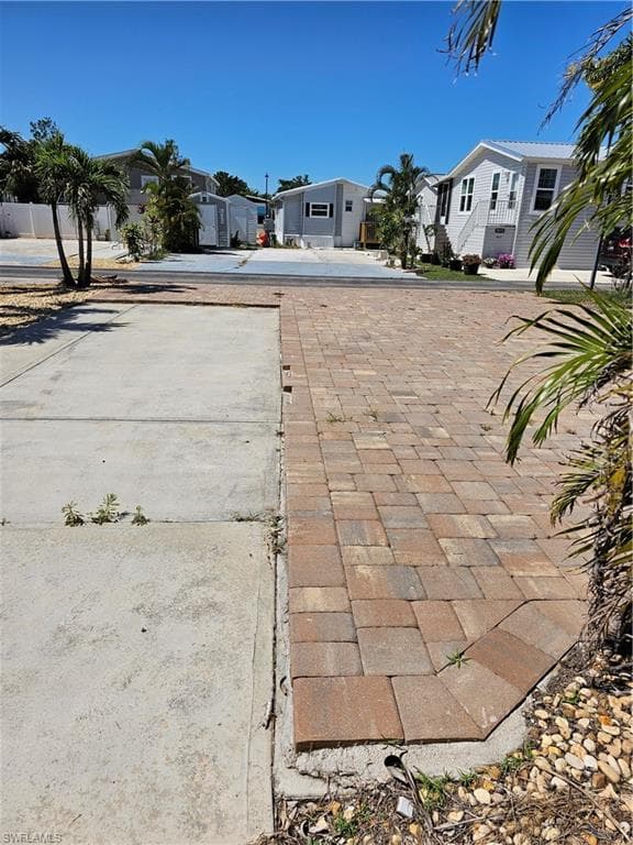 5628 Red Bird LN-12