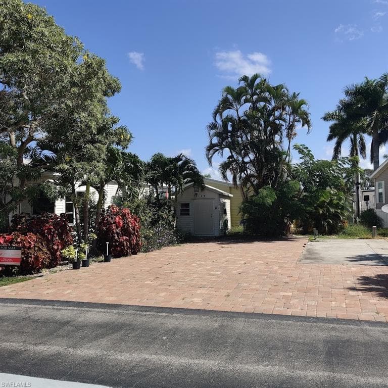 5628 Red Bird LN-15