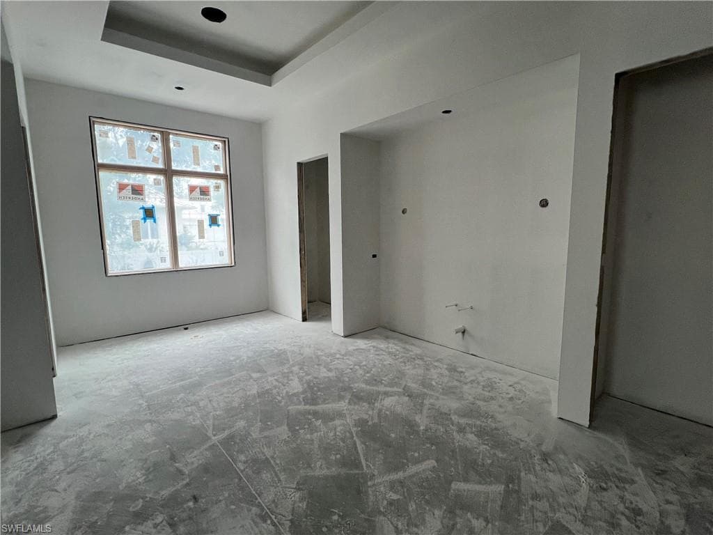 3080 Ravenna AVE-9