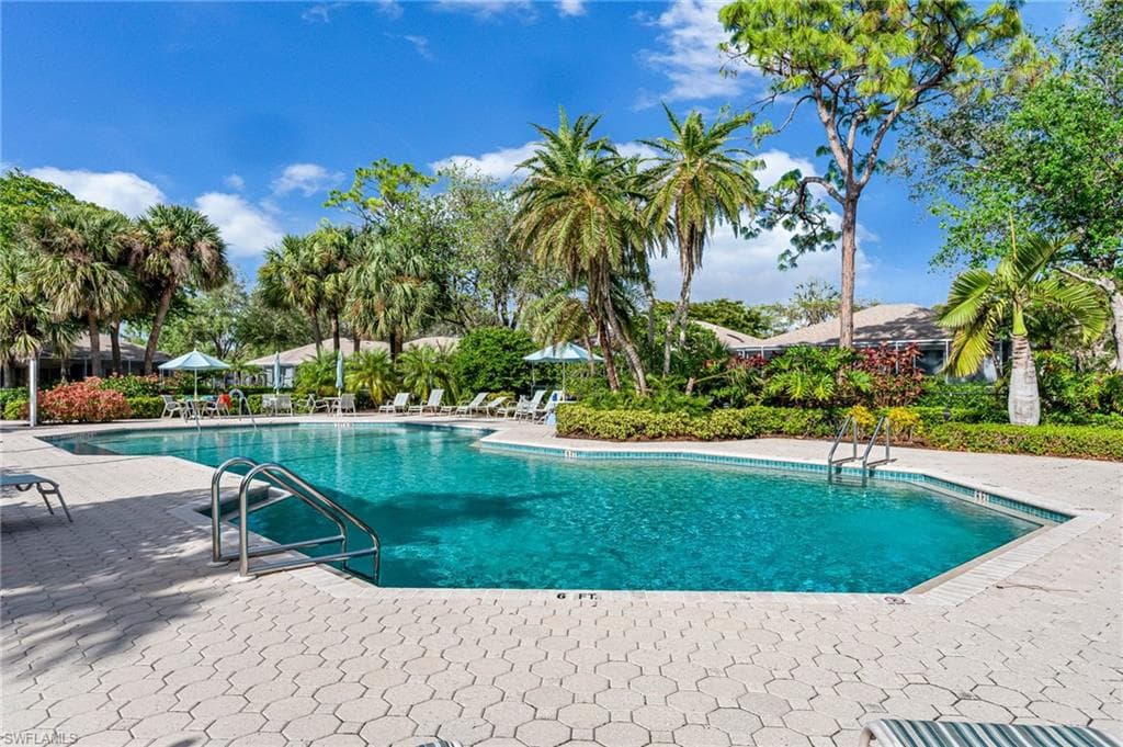 25778 Lake Amelia WAY 201-21