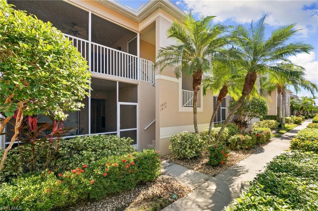 2860 Cypress Trace CIR 1825-25