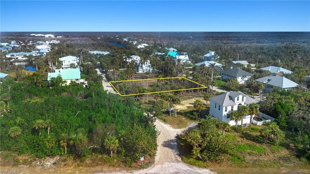 460 Sawgrass PL-7
