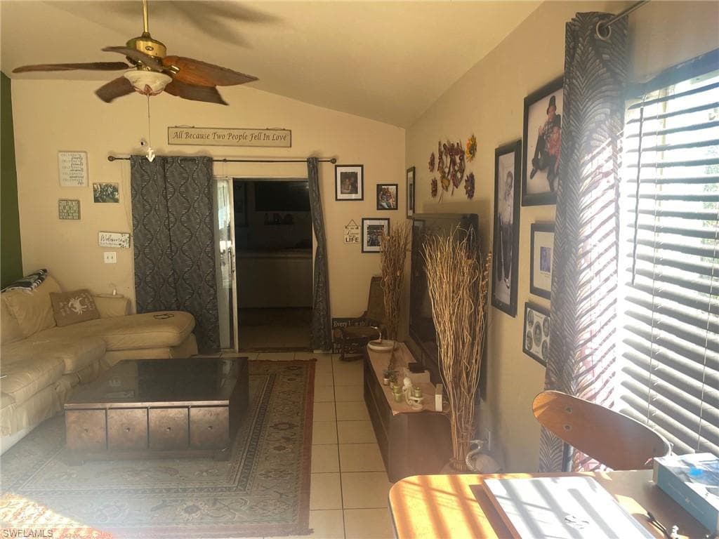 3129 Woodside AVE-10
