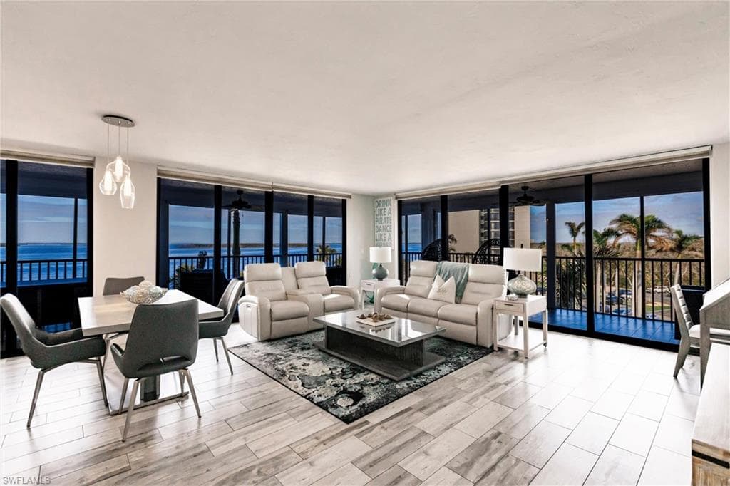 17170 Harbour Point DR 437-2