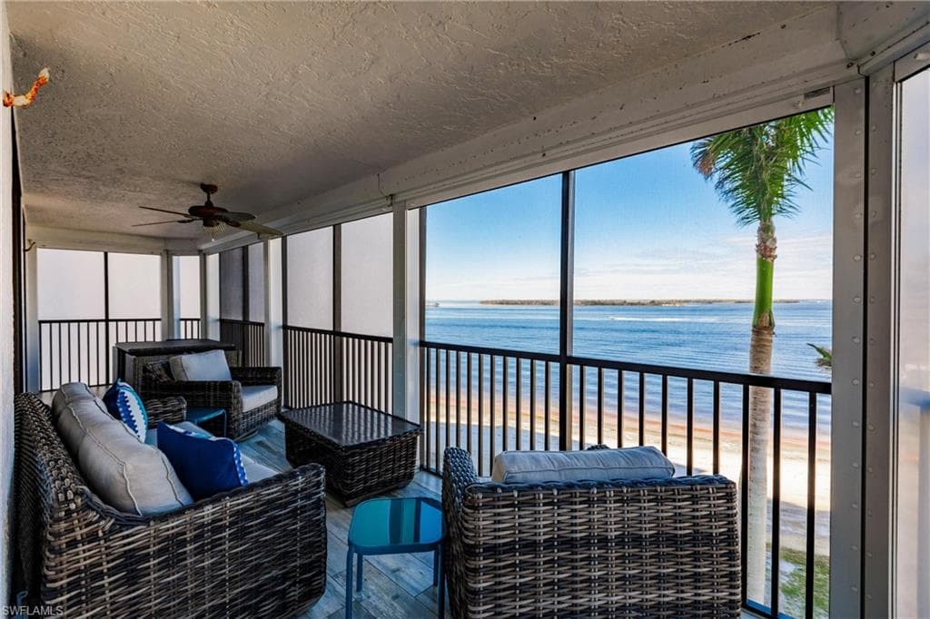 17170 Harbour Point DR 437-34