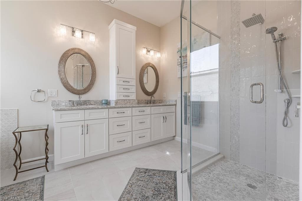 3920 Lakeview Isle CT-24