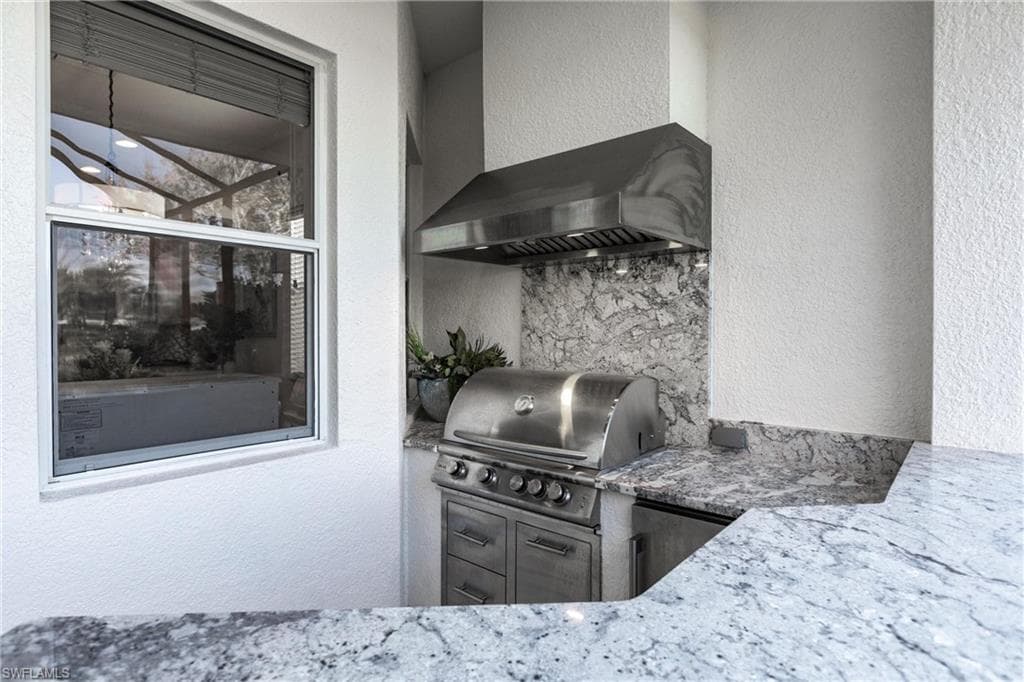 3920 Lakeview Isle CT-35
