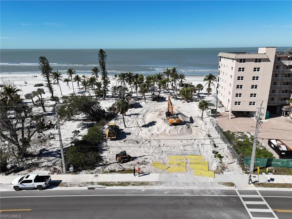 7798 Estero BLVD-2