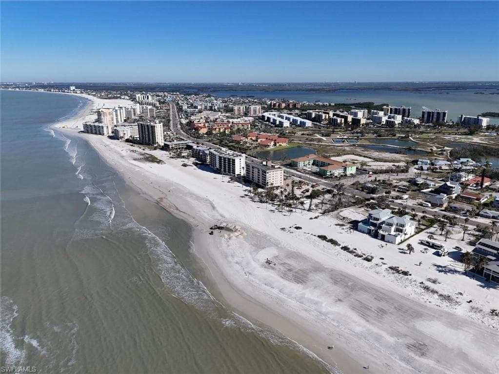 7798 Estero BLVD-12