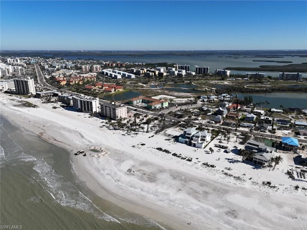 7798 Estero BLVD-11