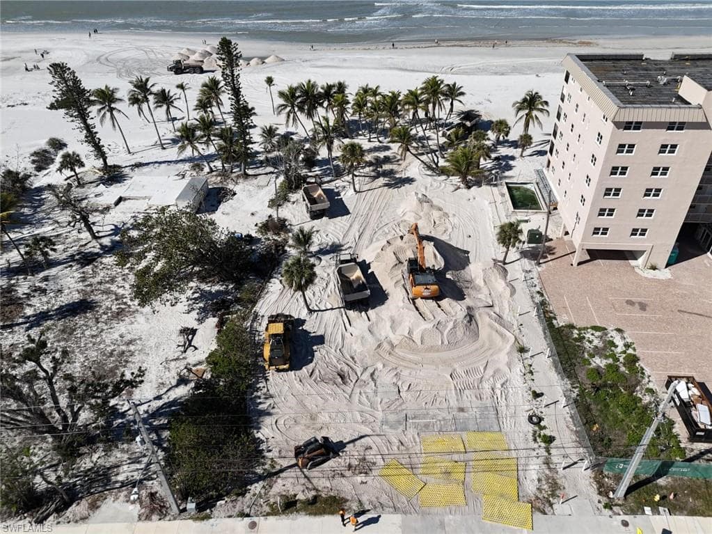 7798 Estero BLVD-4
