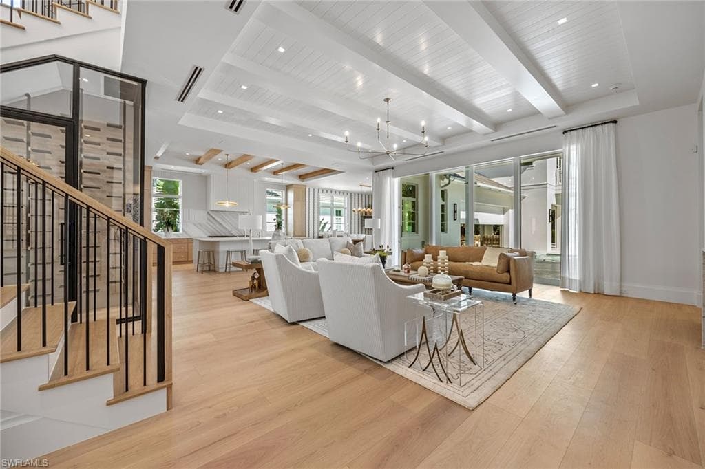 3277 Gordon DR-2