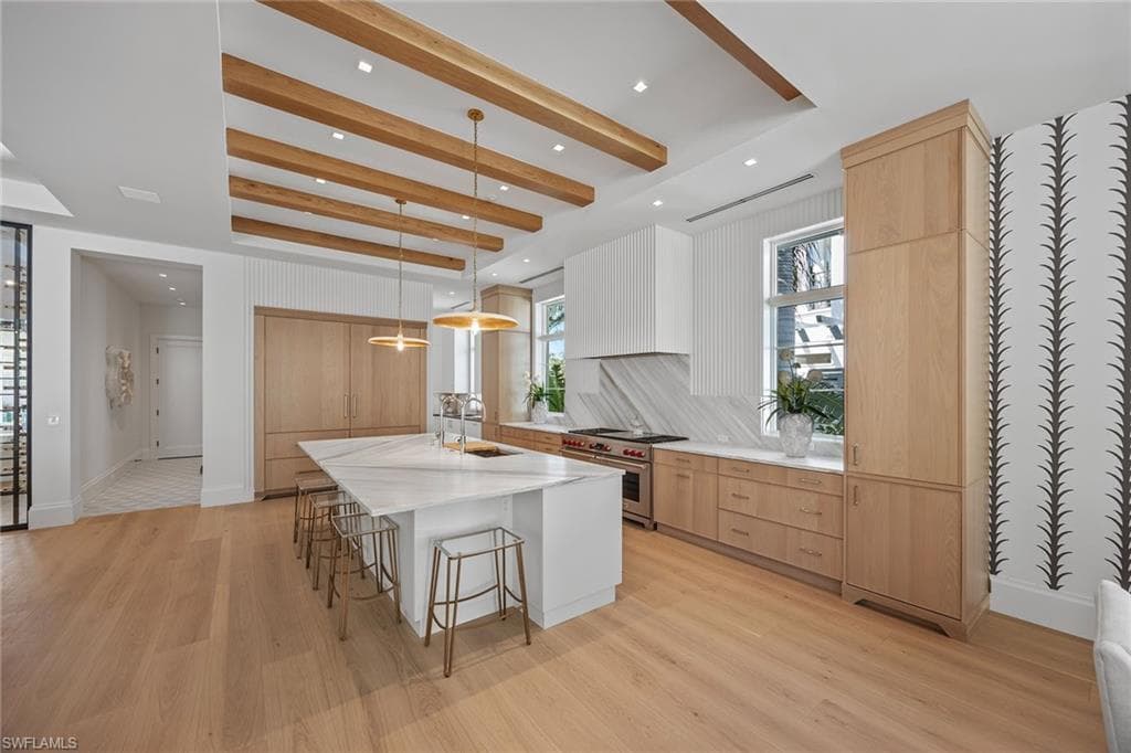 3277 Gordon DR-12