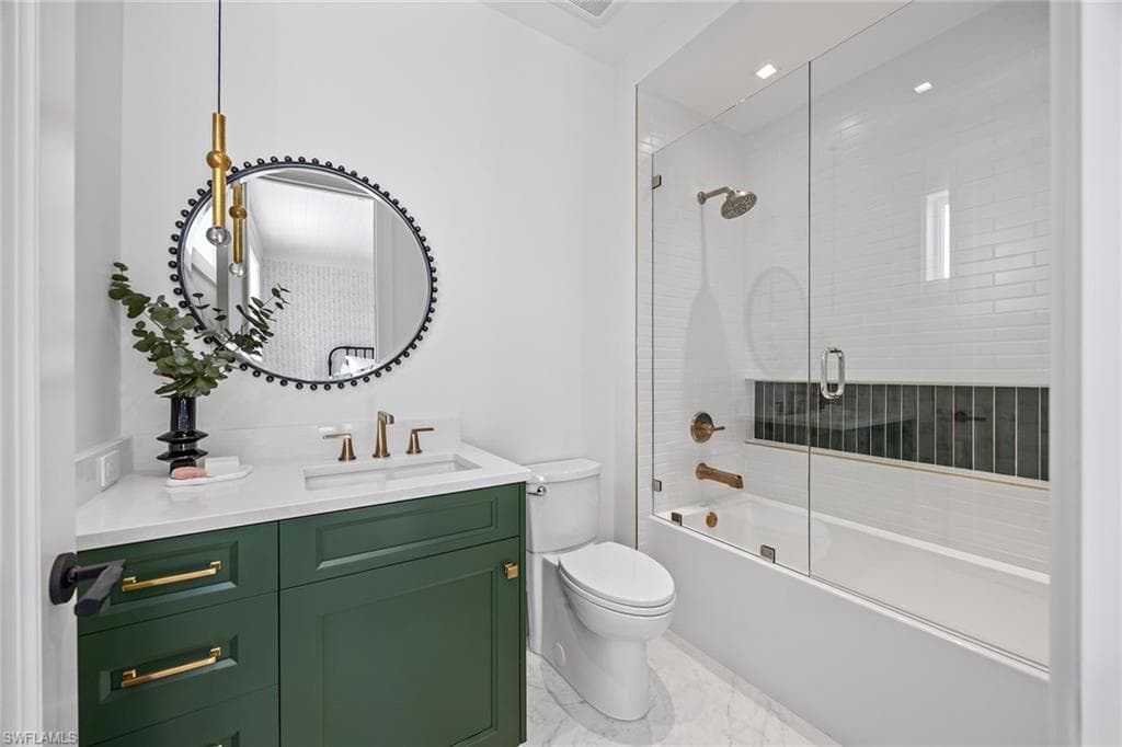 3277 Gordon DR-28