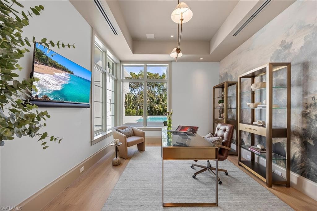 3277 Gordon DR-37