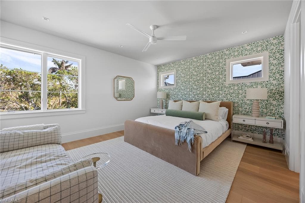 3277 Gordon DR-29
