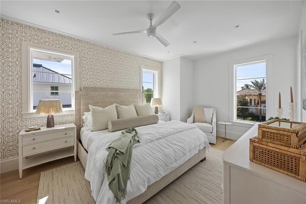 3277 Gordon DR-25
