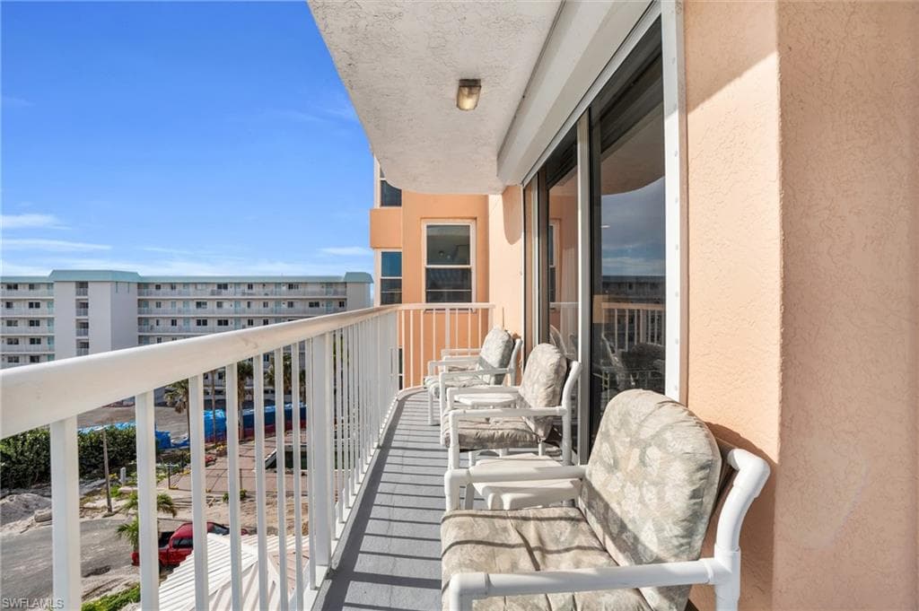 7390 Estero BLVD 503-27