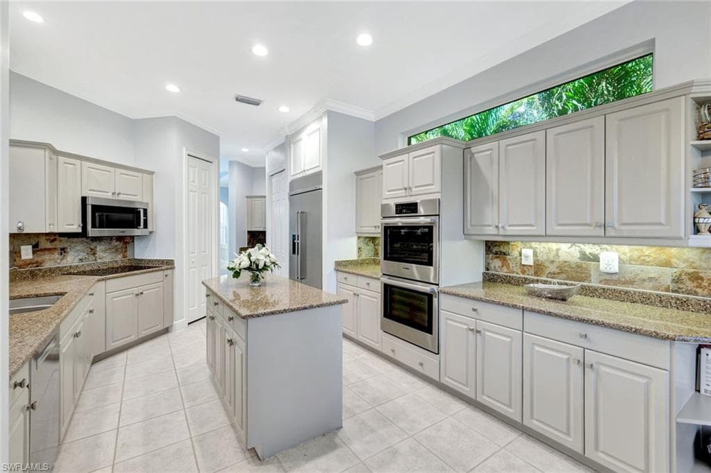 2450 WULFERT RD-19