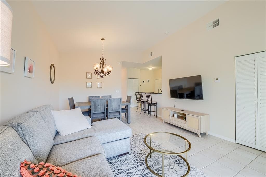 4241 Bellasol CIR 1922-17