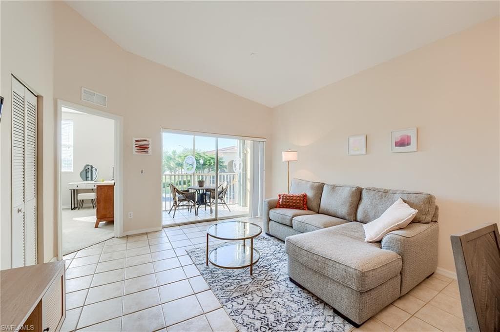 4241 Bellasol CIR 1922-14