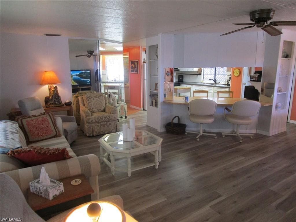16015 Tangelo WAY-10