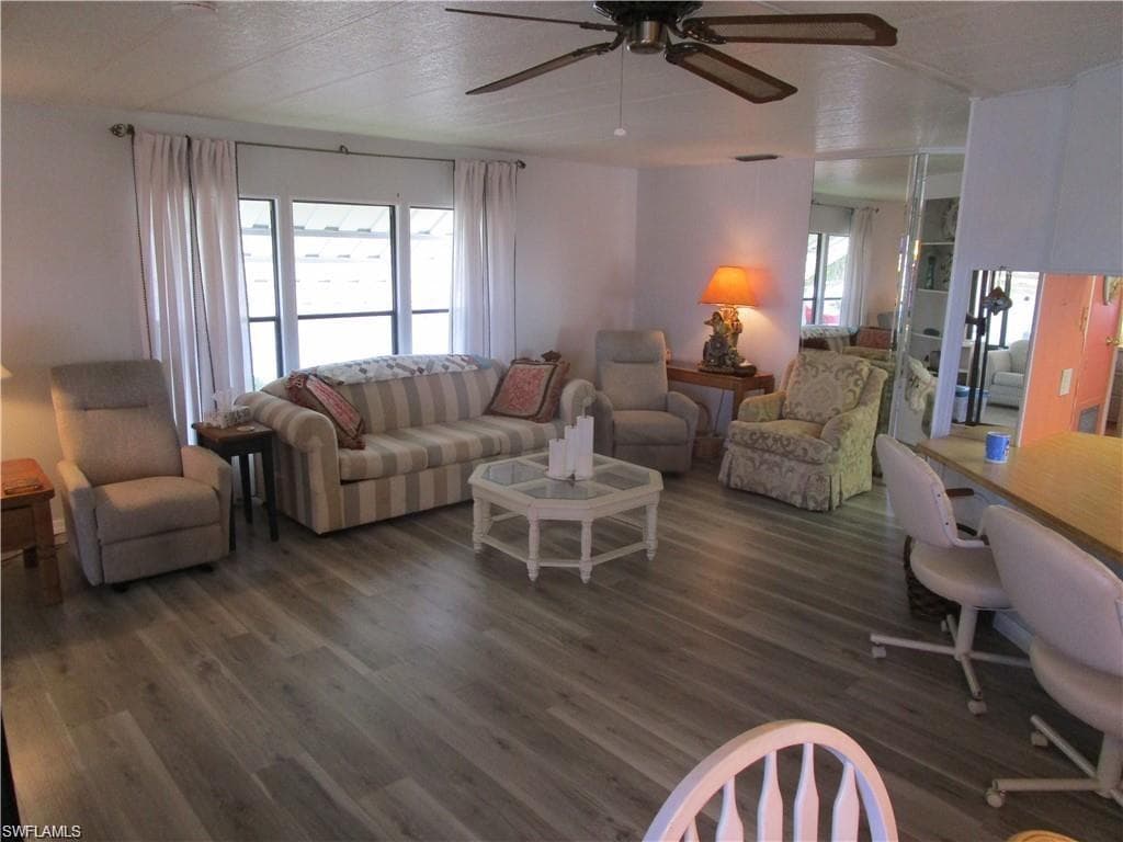 16015 Tangelo WAY-8