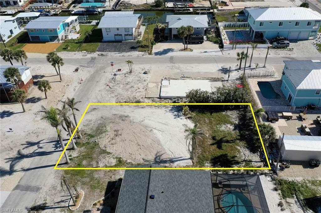 4870 Coral RD-13