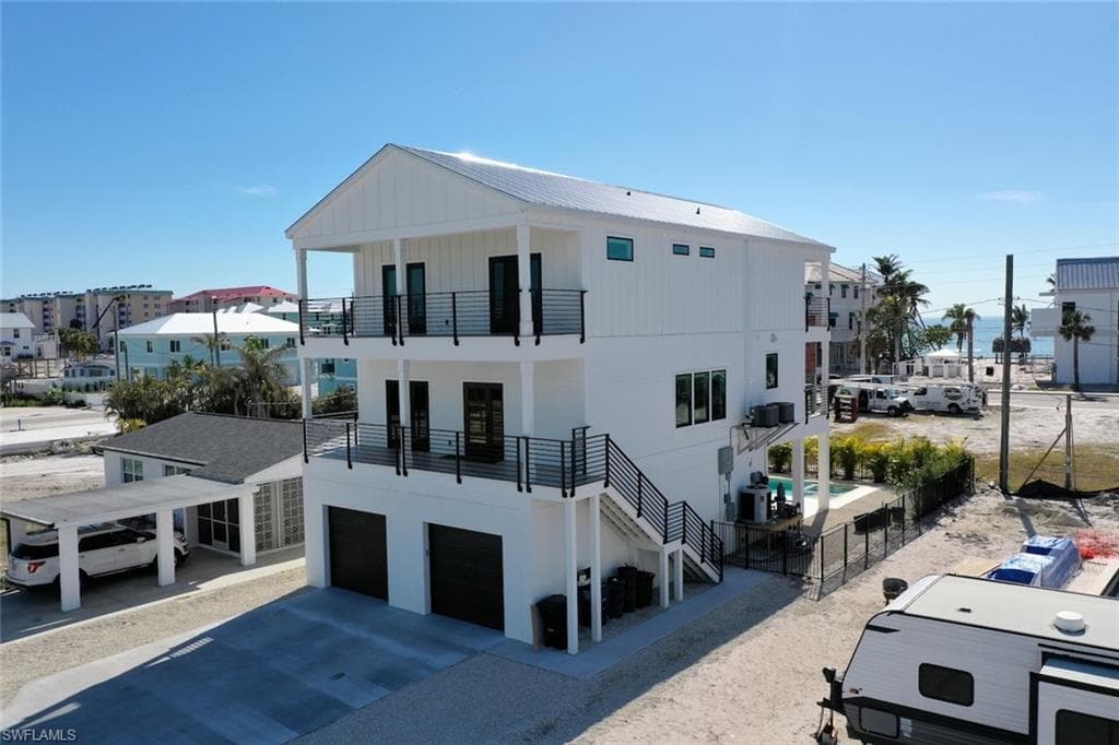 4870 Coral RD-17