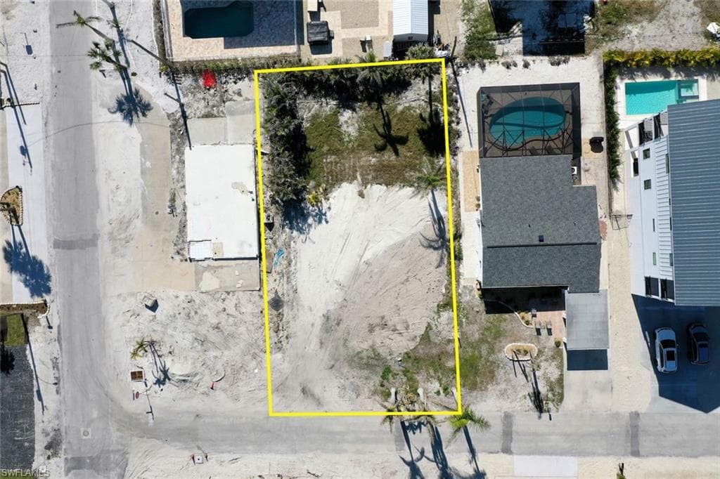 4870 Coral RD-12