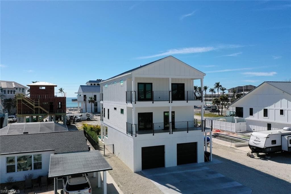 4870 Coral RD-18