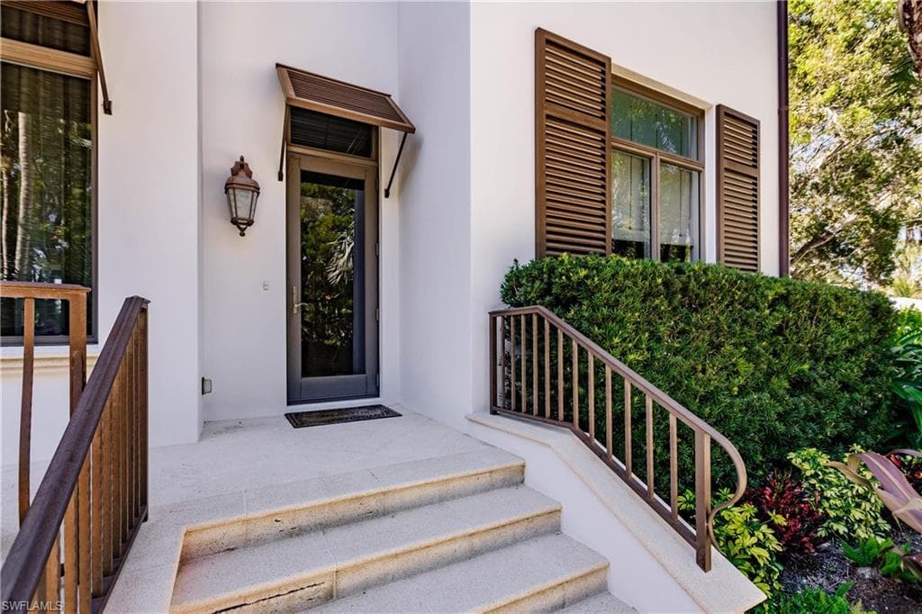 790 18th AVE S-13