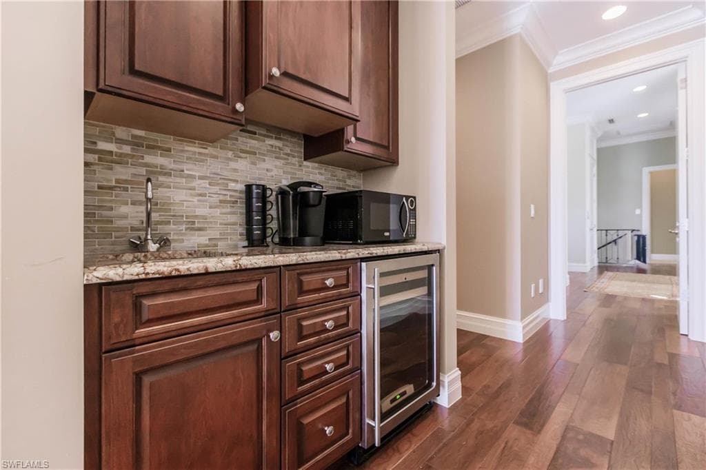 790 18th AVE S-37