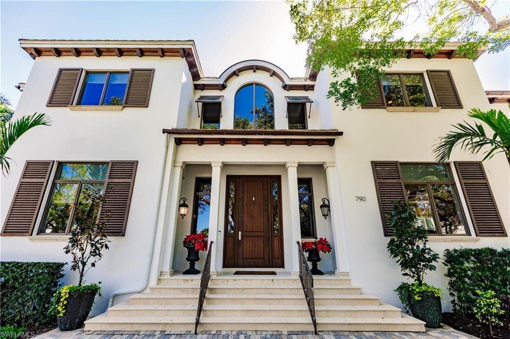 790 18th AVE S-11