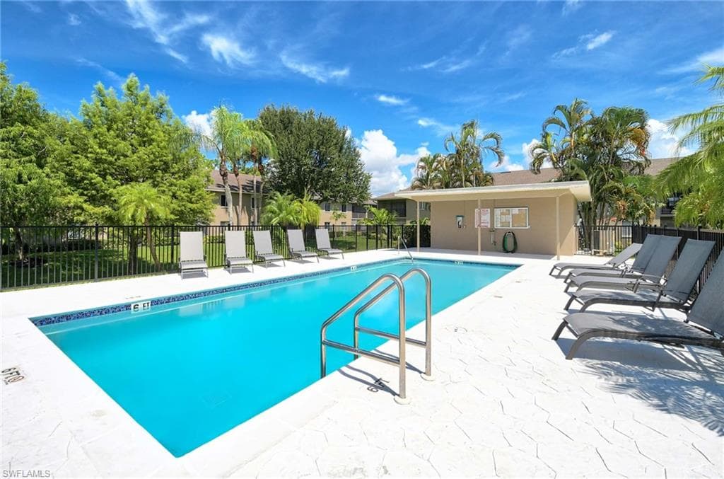 5695 Rattlesnake Hammock RD B104-20