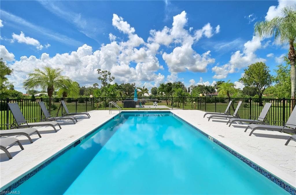 5695 Rattlesnake Hammock RD B104-19