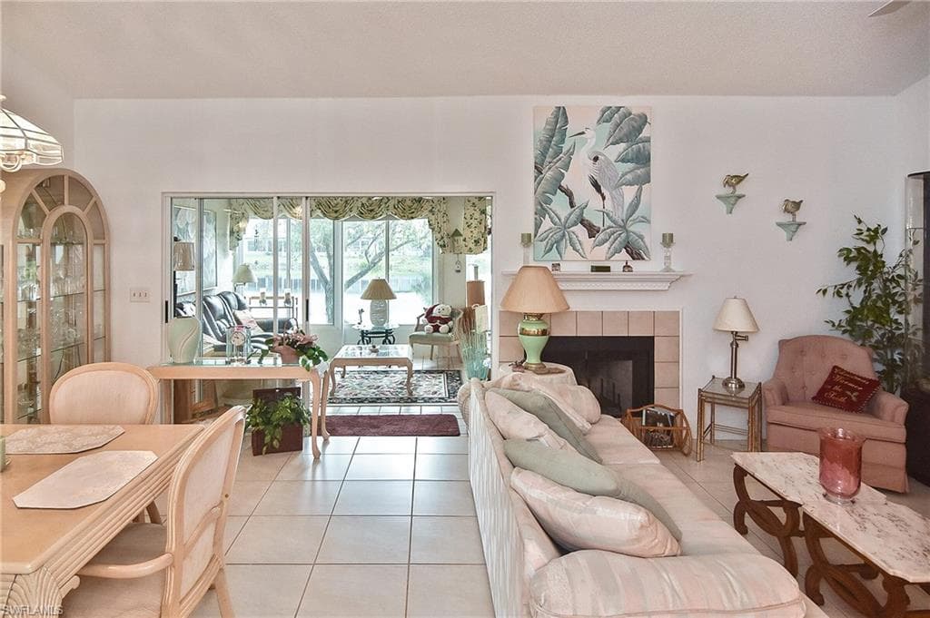 203 McGregor Park CIR-18