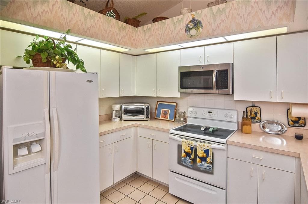 203 McGregor Park CIR-11