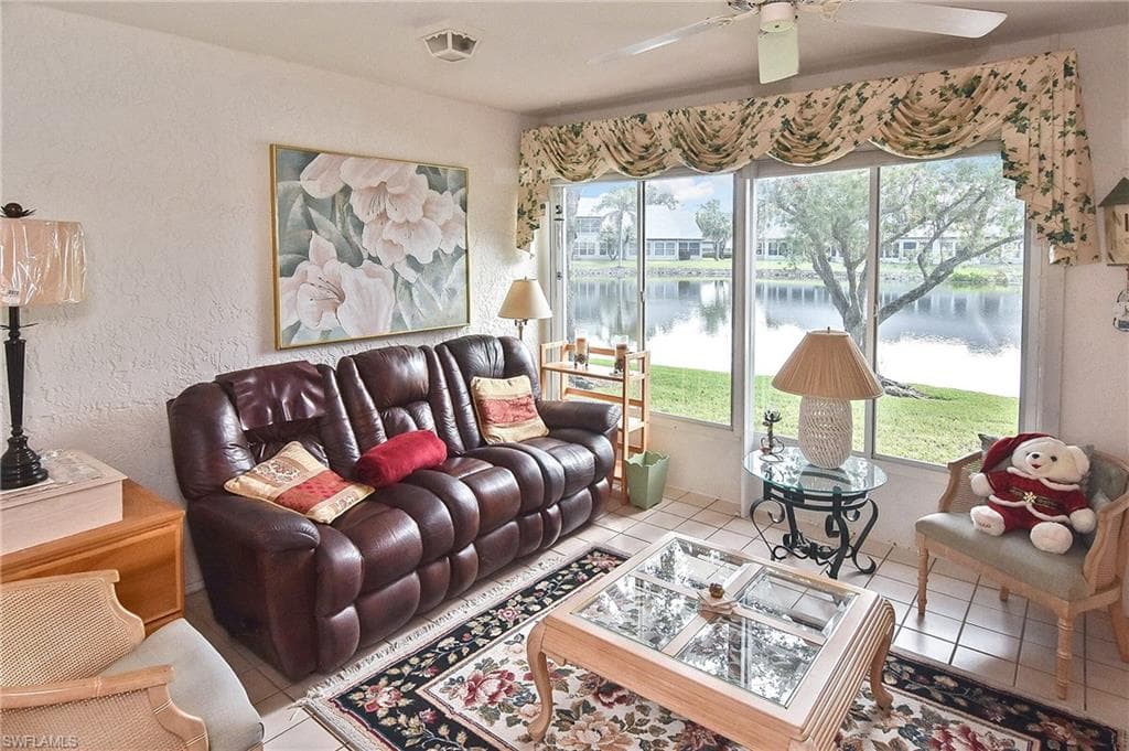 203 McGregor Park CIR-4