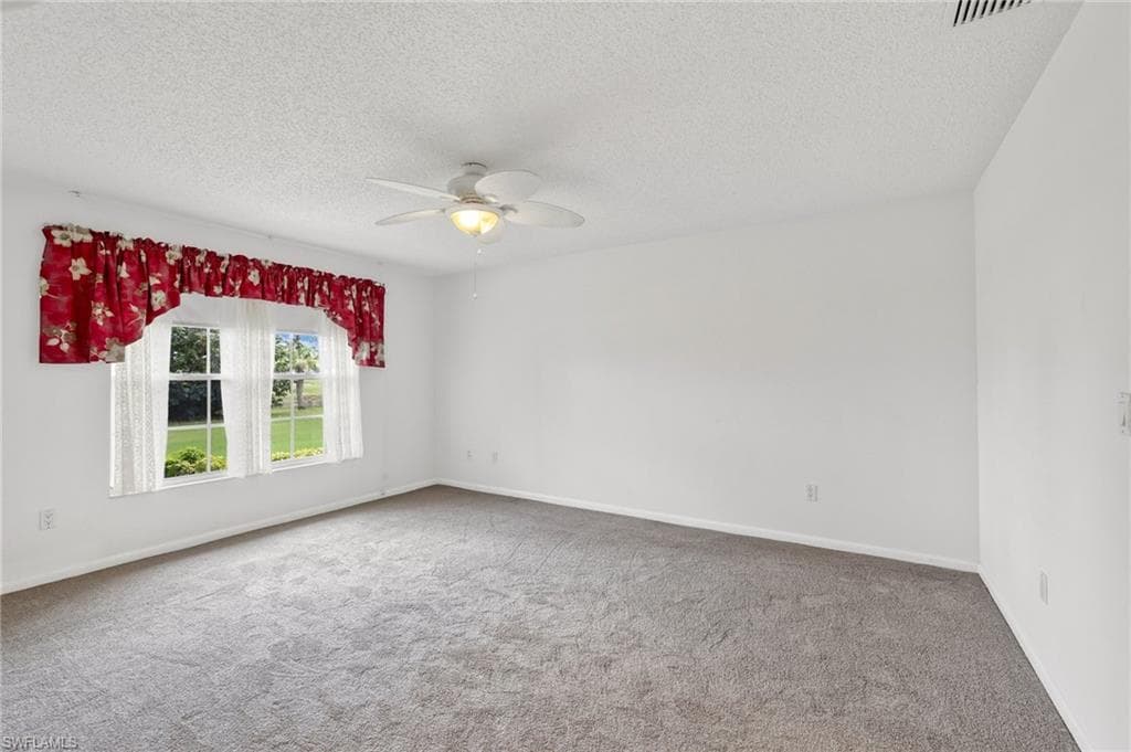1381 N Brandywine CIR-17
