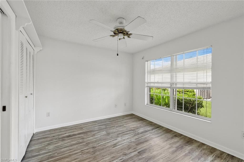 1381 N Brandywine CIR-28