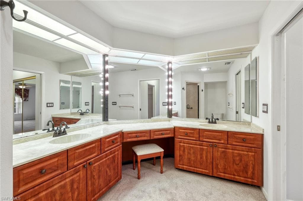 1381 N Brandywine CIR-20