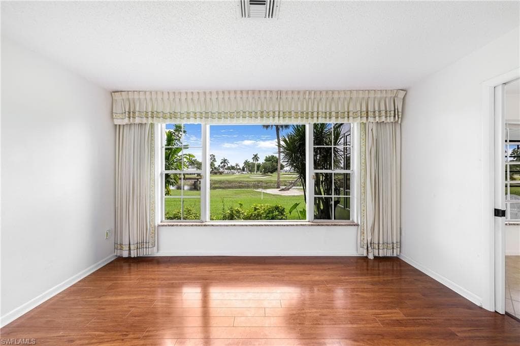 1381 N Brandywine CIR-15