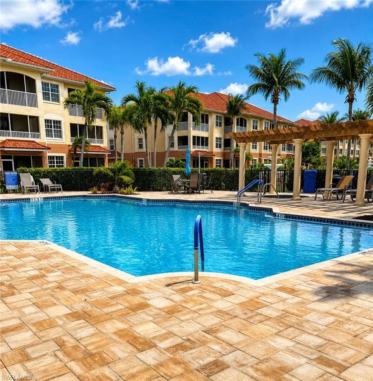 1141 Van Loon Commons CIR 301-3