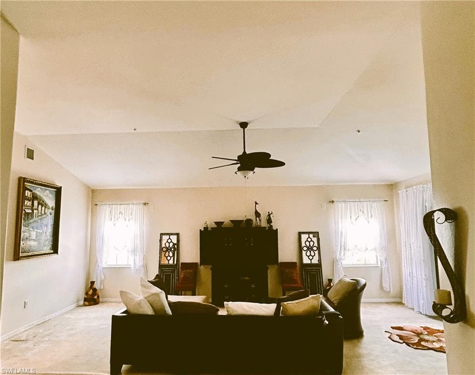 1141 Van Loon Commons CIR 301-15